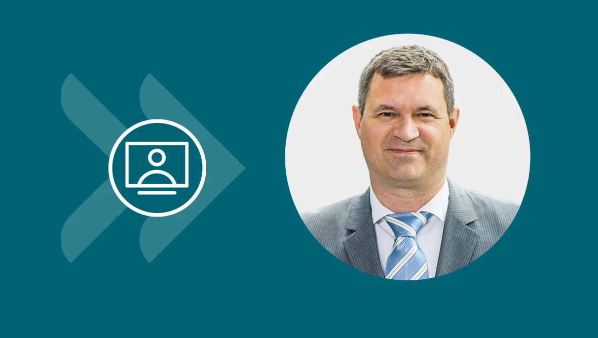 Sebastian Bleser  Experte für Anlage- und Hebelprodukte onemarkets by UniCredit