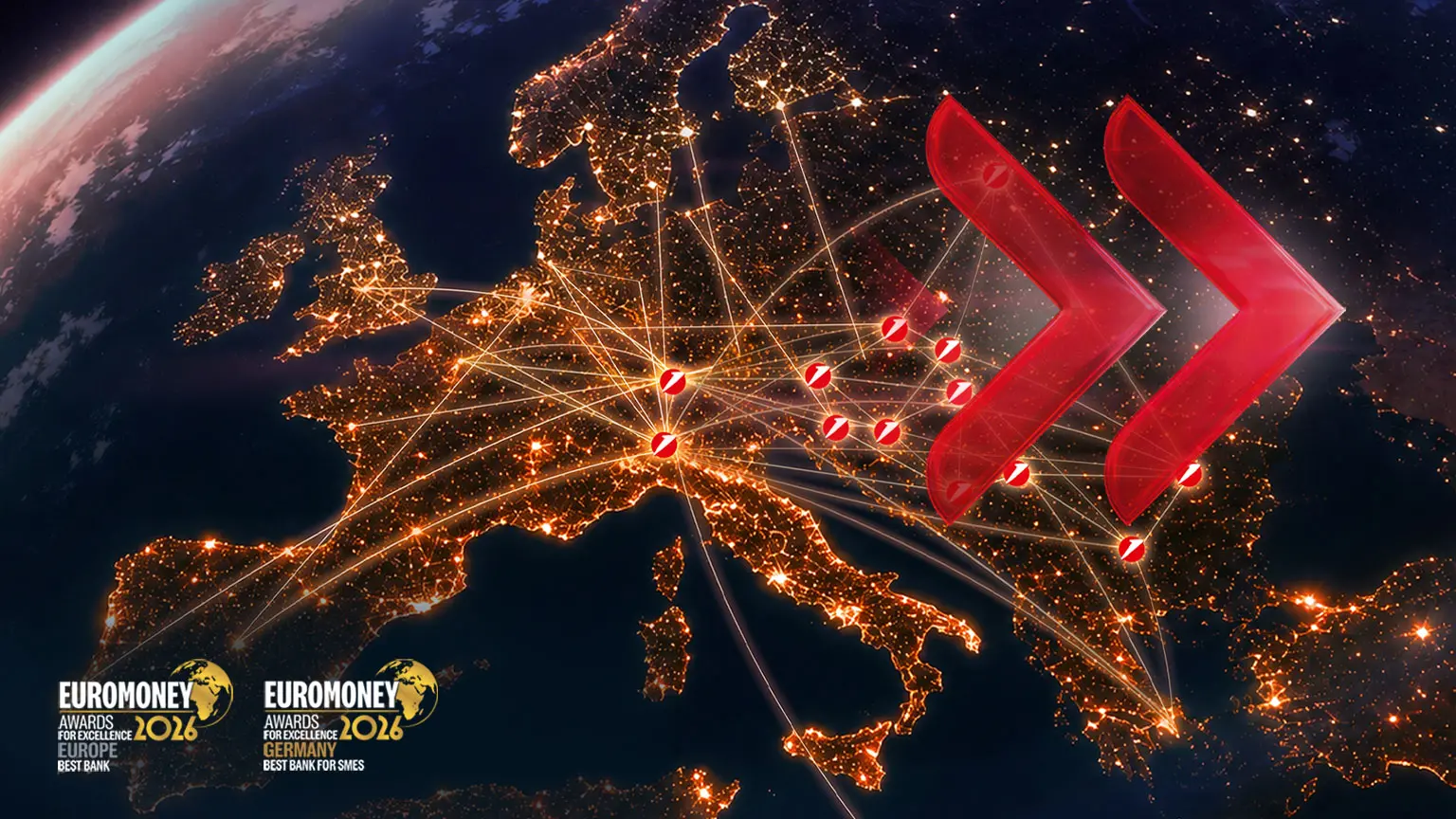 Europa bei Nacht aus dem All mit vernetzten Standorten, roten Pfeilsymbolen und UniCredit‑Markern über dem Kontinent.